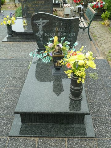 Józef Kozubowski 1913 Trzebiatów - Grobonet - Wyszukiwarka osób pochowanych