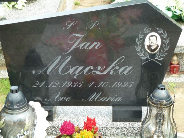 Jan Mączka 1935 Trzebiatów - Grobonet - Wyszukiwarka osób pochowanych