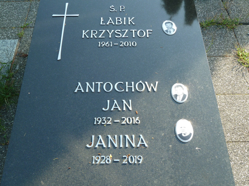 Grób Jan Antochów