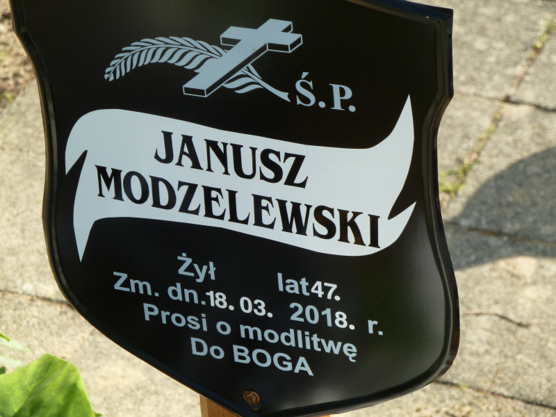 Janusz Modzelewski 1971 Trzebiatów - Grobonet - Wyszukiwarka osób pochowanych