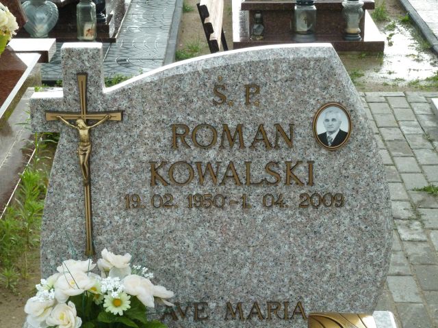 Roman Kowalski 1950 Trzebiatów - Grobonet - Wyszukiwarka osób pochowanych