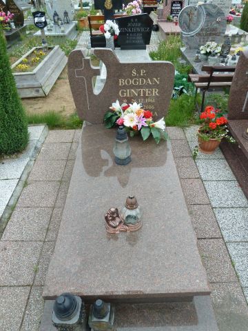 Bogdan Ginter 1961 Trzebiatów - Grobonet - Wyszukiwarka osób pochowanych