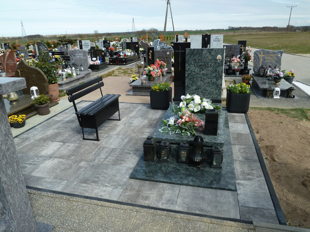 Czesław Kowalski 1944 Trzebiatów - Grobonet - Wyszukiwarka osób pochowanych