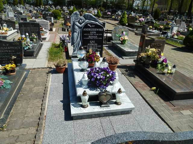 Leon Andrzejewski 1930 Trzebiatów - Grobonet - Wyszukiwarka osób pochowanych
