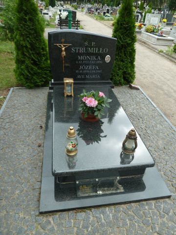 Józefa Strumiłło 1894 Trzebiatów - Grobonet - Wyszukiwarka osób pochowanych