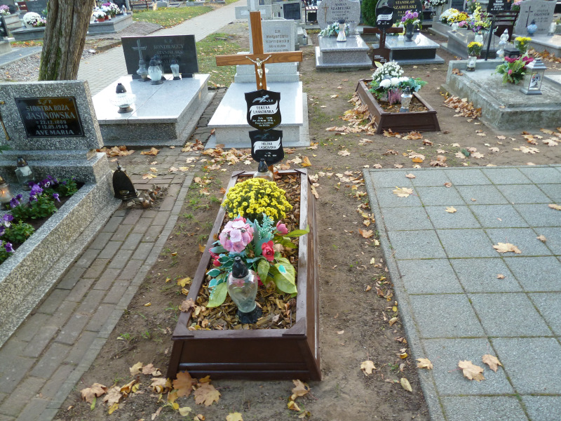 Helena Laskowska 1921 Trzebiatów - Grobonet - Wyszukiwarka osób pochowanych