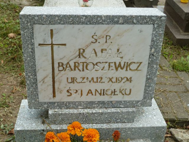 Rafał Bartoszewicz 1994 Trzebiatów - Grobonet - Wyszukiwarka osób pochowanych