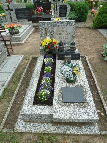 Grób Mikołaj Senderski